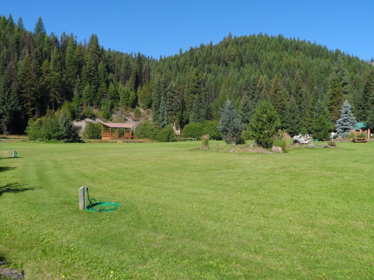 The Jack Saloon Motel Lolo Екстериор снимка